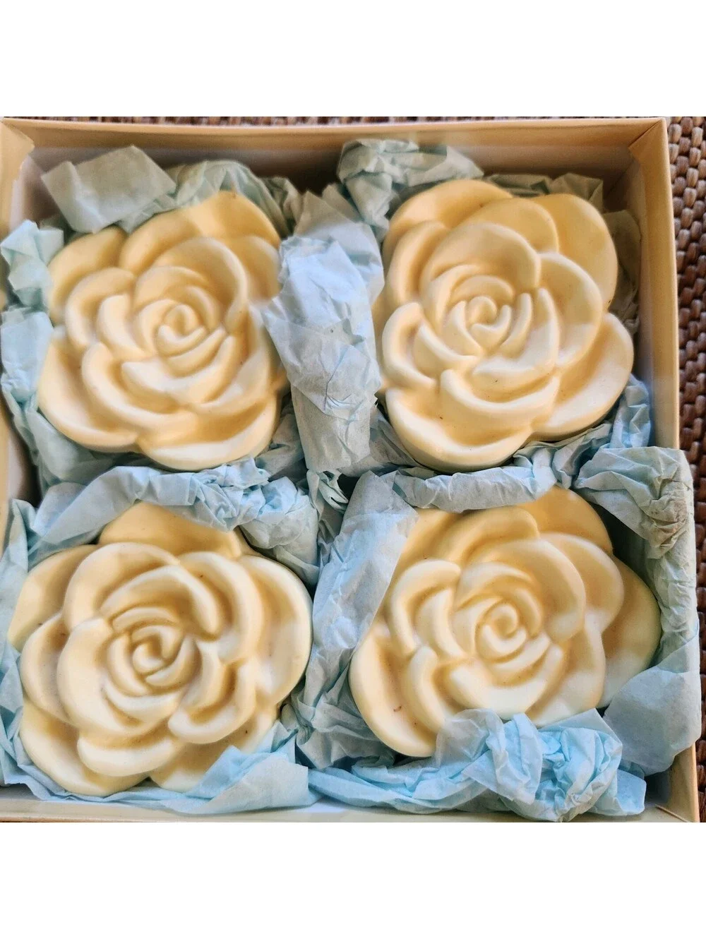 Vtg Le Chic Parisien Triple Milled Soap 4 Bars Flower Guest 12oz Total Le Jardin